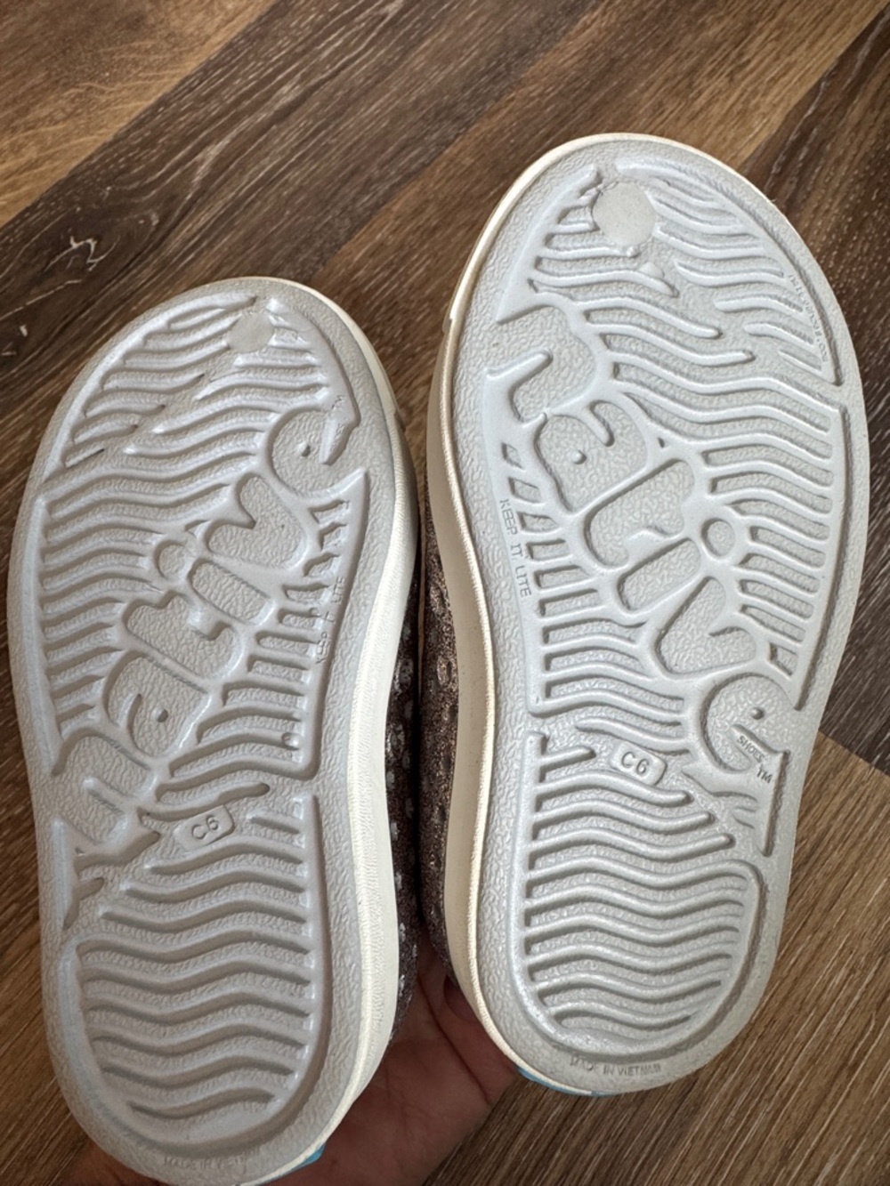 Native Kids Glitter Slip-On Sneakers in Rose Gold and White Like New! size C6 - Picture 4 of 5